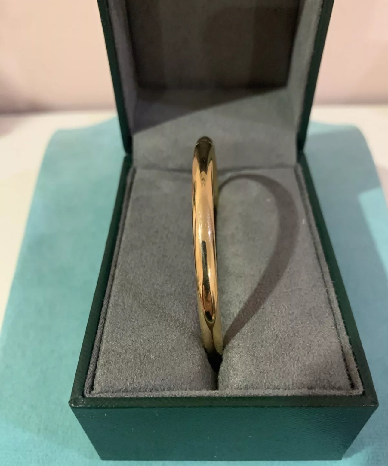VINTAGE Owned 14k Yellow Gold Hinged Bangle Bracelet 2.5” (RCI 14k Stamped)