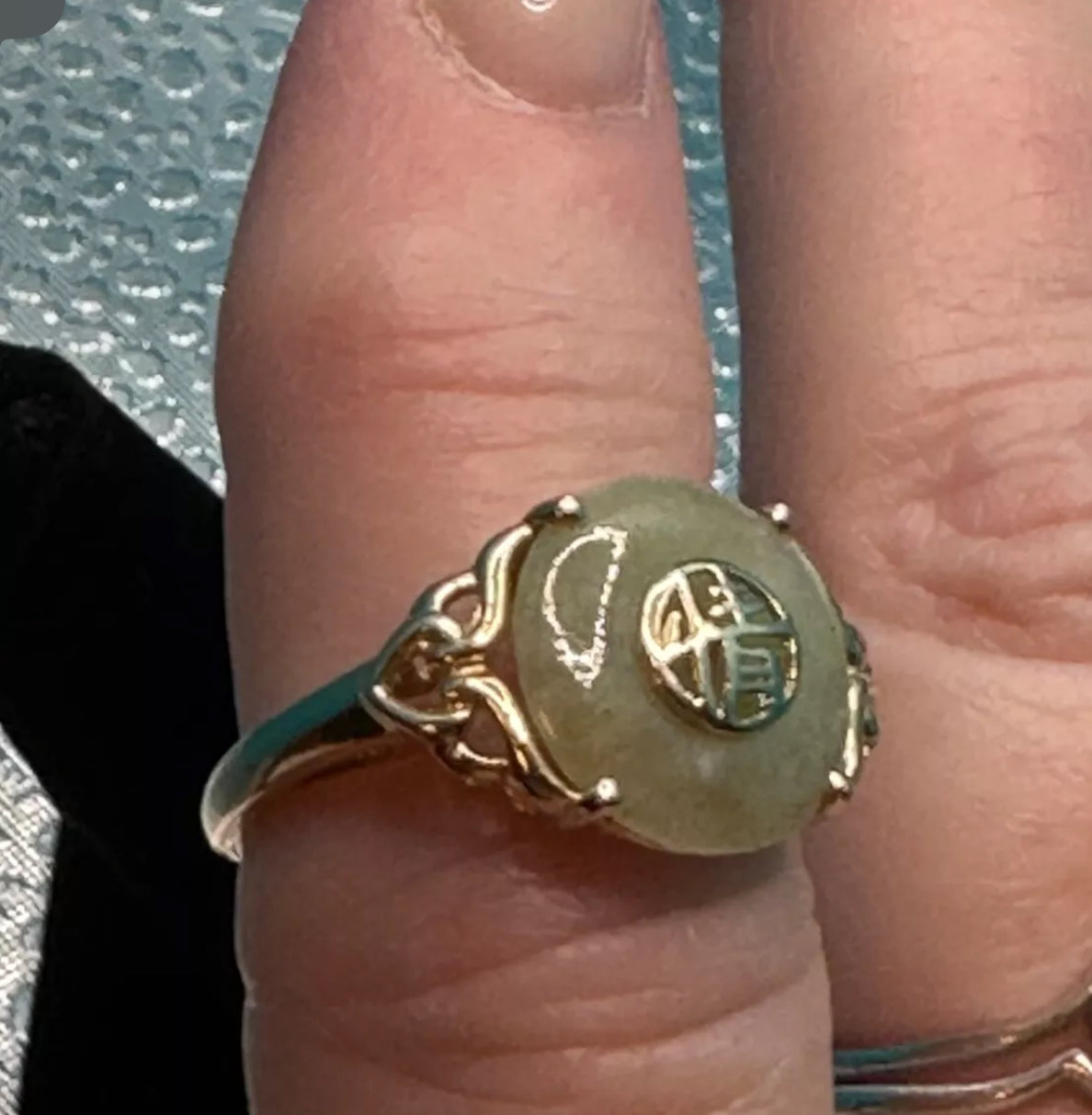 VINTAGE 14k Yellow Gold Jadeite Green Jade Ring - Pi Disc 6 US “Happy Life” - JazzyJewelbyAmina