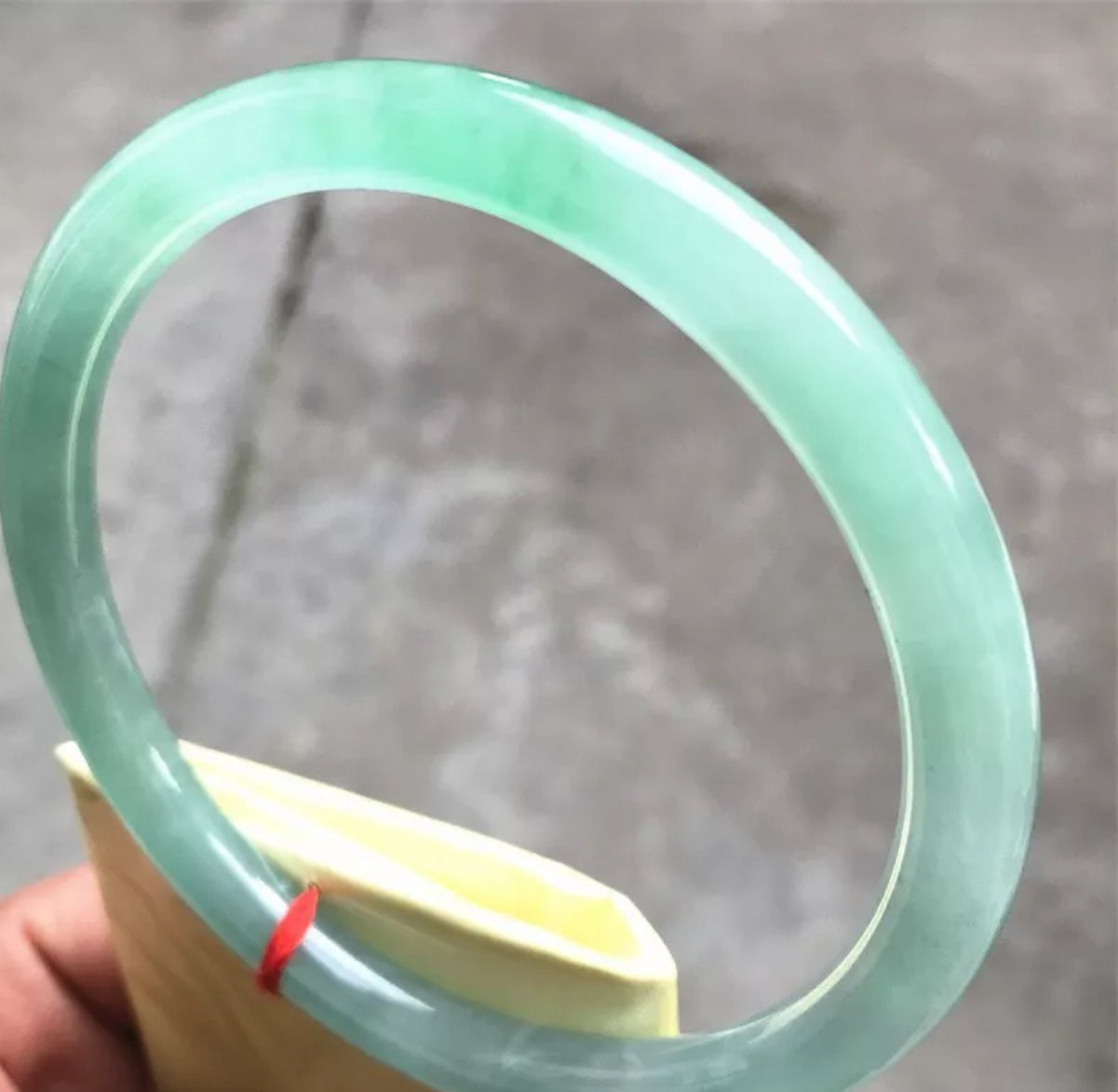 VINTAGE XXL Jadeite Green Jade Bangle Round Princess Cut Size 78MM Unique Thin Jade G813 - JazzyJewelbyAmina