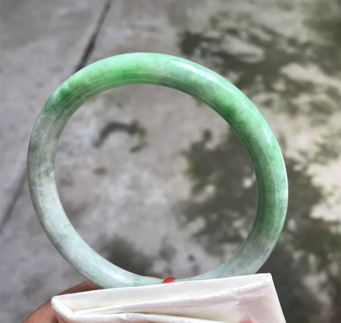 VINTAGE XXL Jadeite Green Jade Bangle Size 66.7mm Round Princess Cut Unique Fine Jade! A106 - JazzyJewelbyAmina