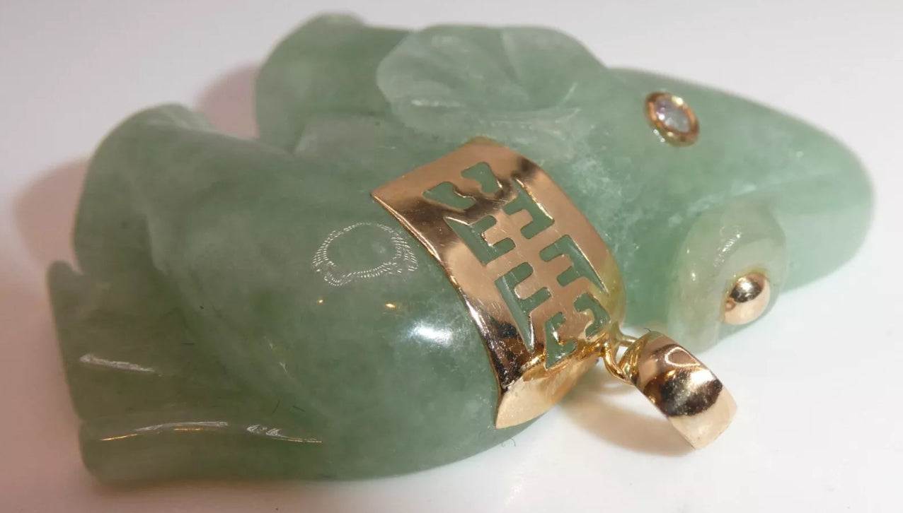 VINTAGE Jadeite Green Jade Elephant 14k Yellow Gold w/ Diamond Eye Pendant - Fine Jade Piece - JazzyJewelbyAmina