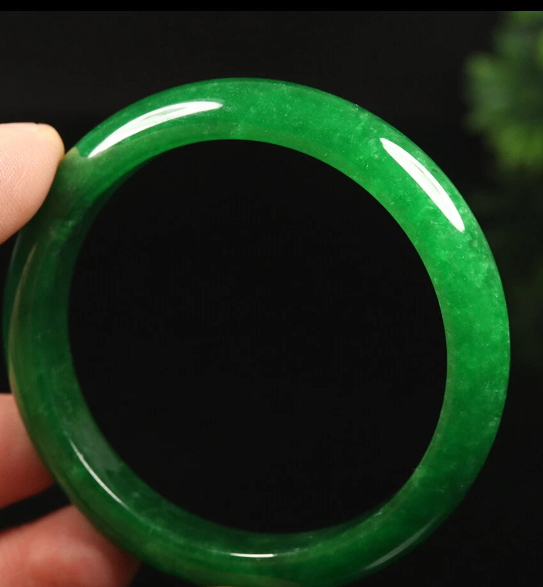 VINTAGE Medium Jadeite Green Jade Bangle Size 57MM S689