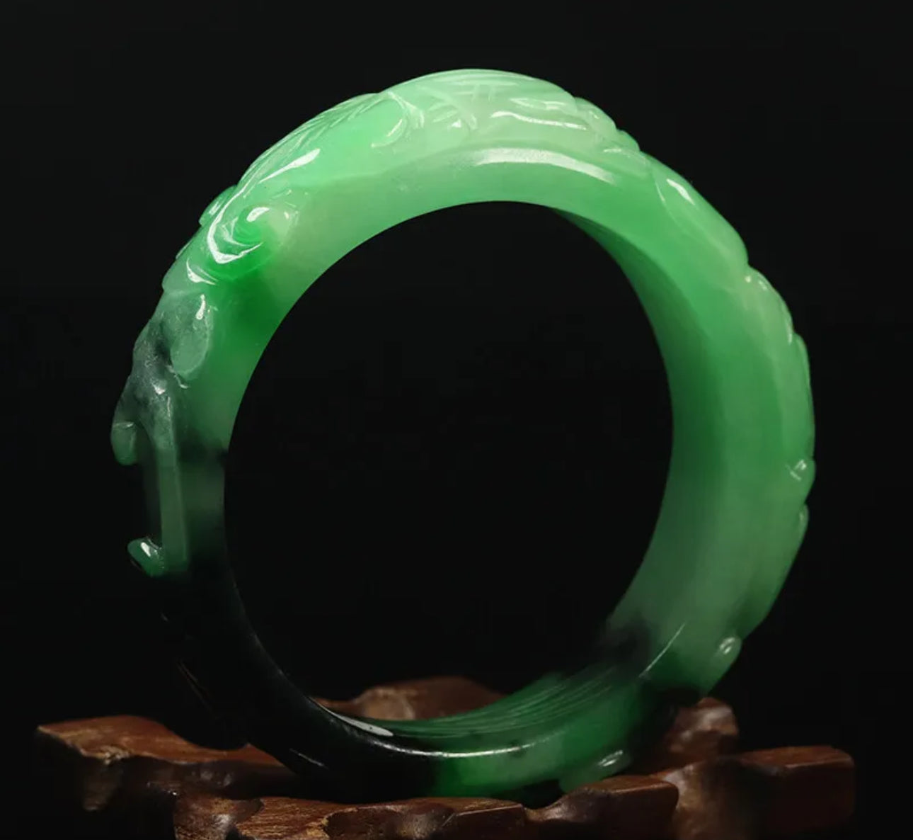 VINTAGE Small Jadeite Green/Black Jade Bangle - Handcarved Dragons Represents the Wood Dragon Chinese Lunar Year! Size 56mm F767 - JazzyJewelbyAmina