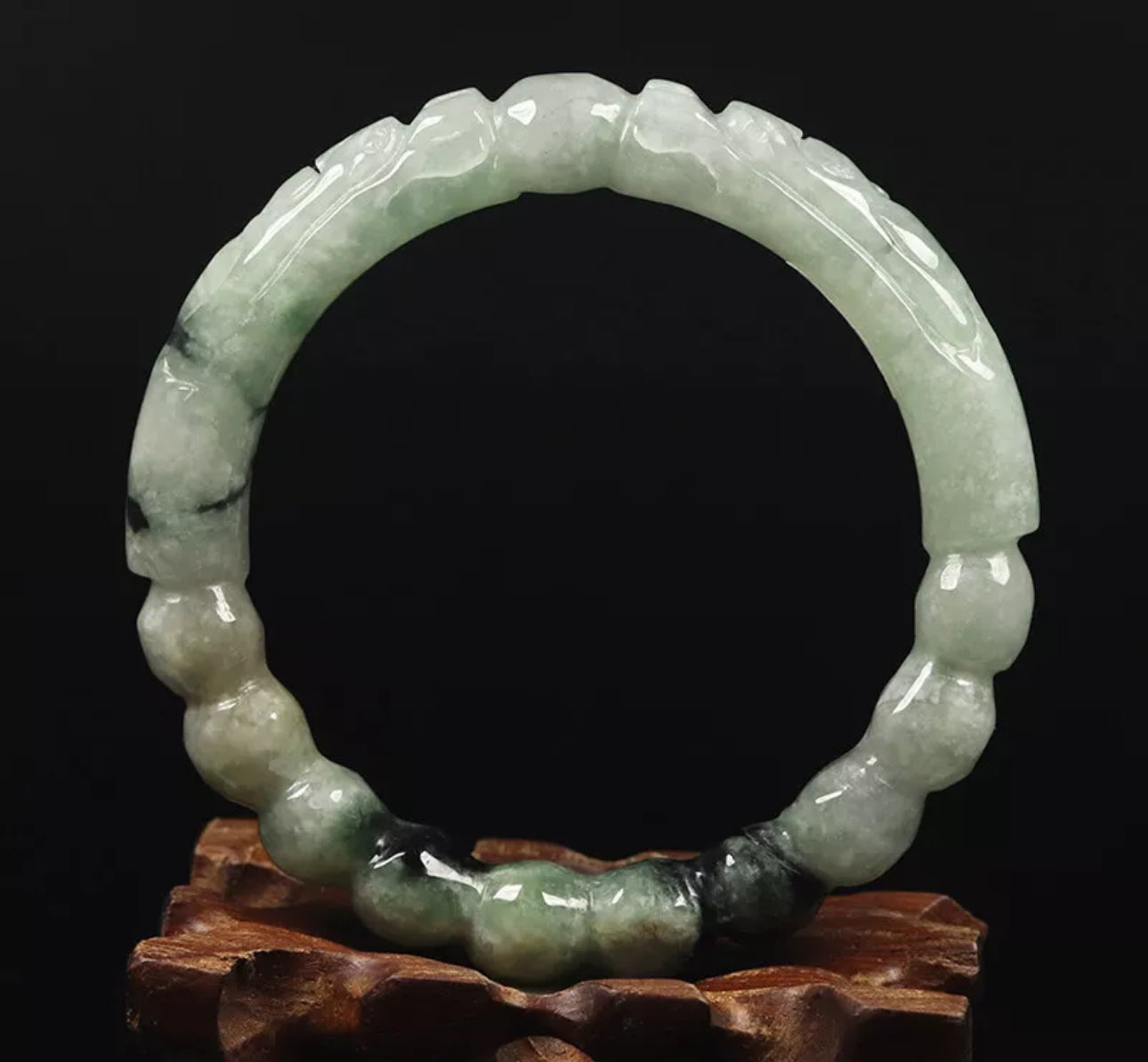 VINTAGE Medium Jadeite Green Jade Bangle Handcarved Dragons Size 58mm S499 - JazzyJewelbyAmina