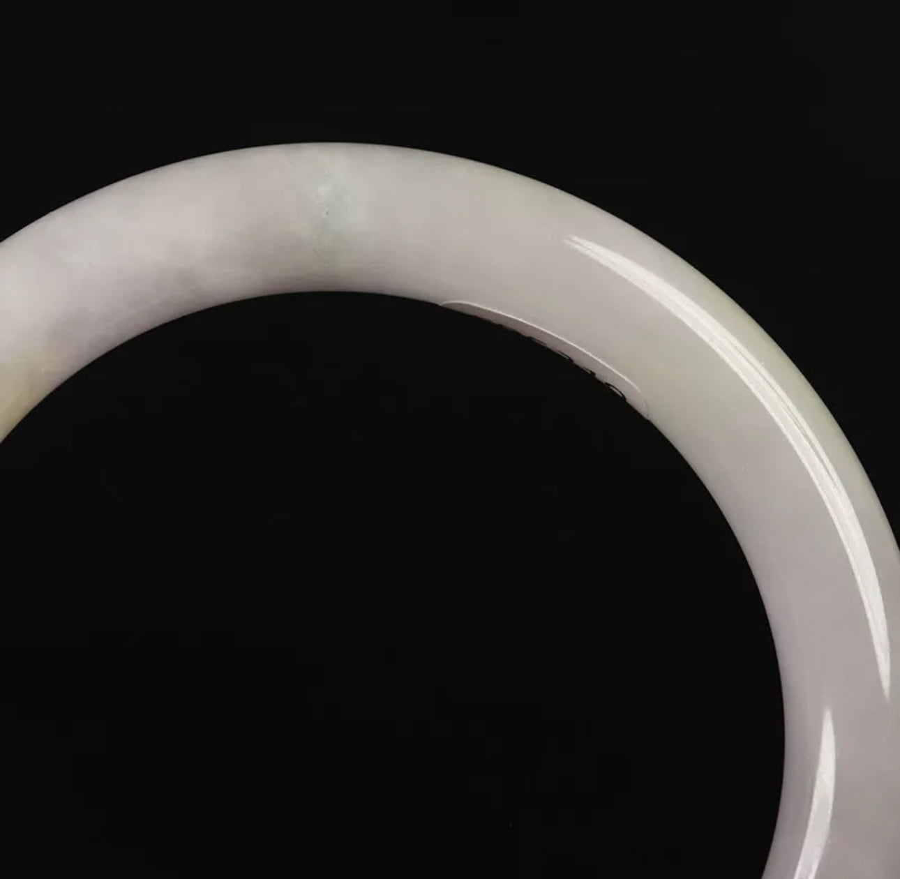 VINTAGE Small Jadeite White Lavender Jade Bangle Round Princess Chunky Cut Size 55mm U691 - JazzyJewelbyAmina