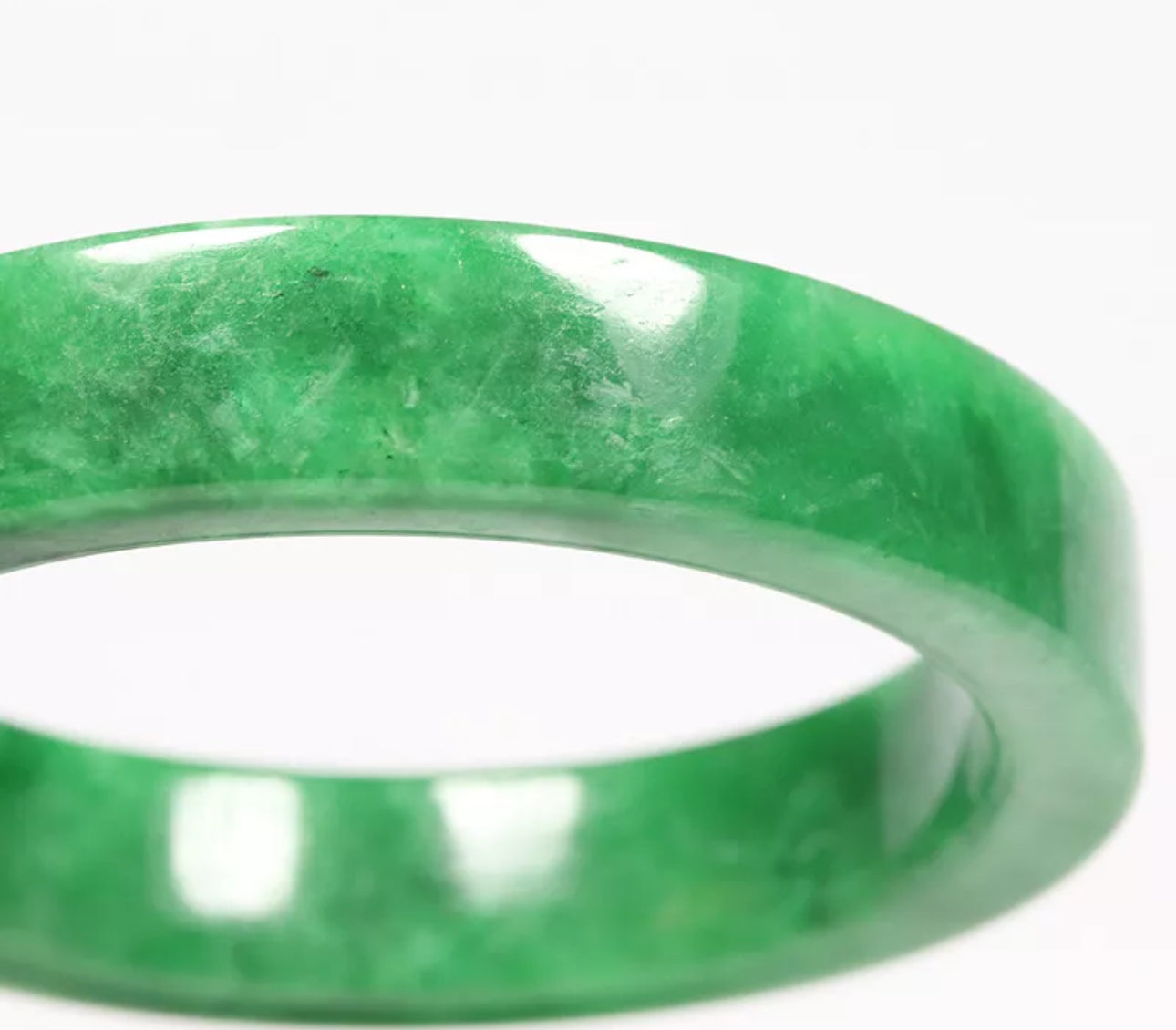 VINTAGE XXL Jadeite Green Jade Bangle Square Cut Size 67mm D989 - JazzyJewelbyAmina