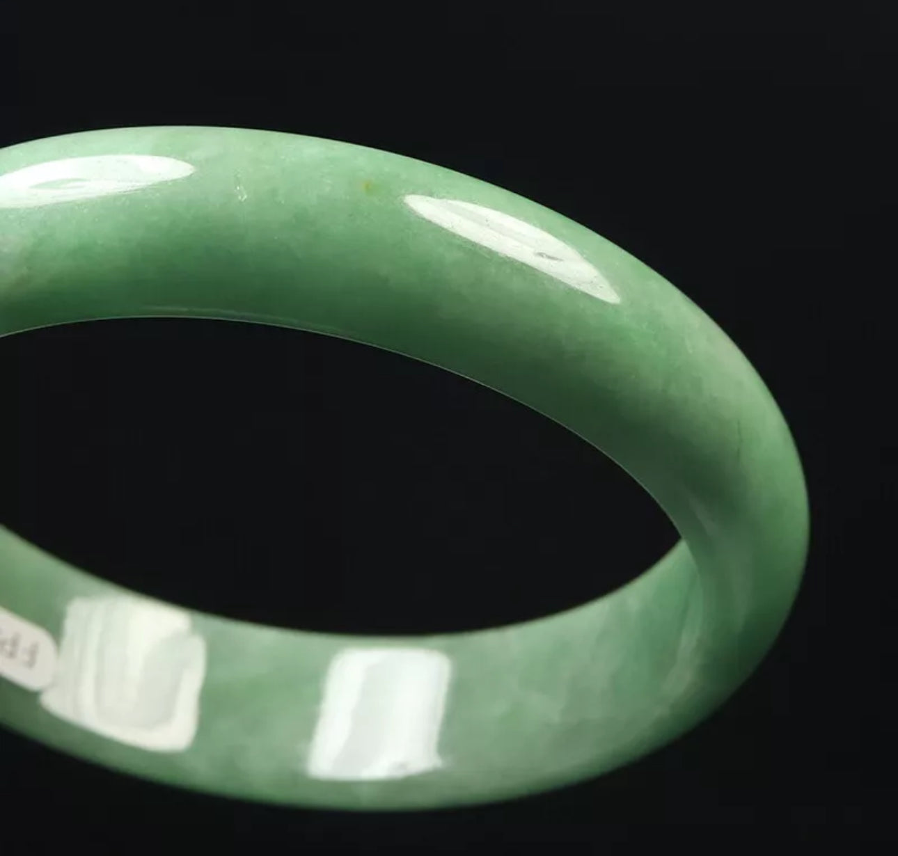 VINTAGE Large Jadeite Green Jade Bangle Size 60mm Y785 - JazzyJewelbyAmina