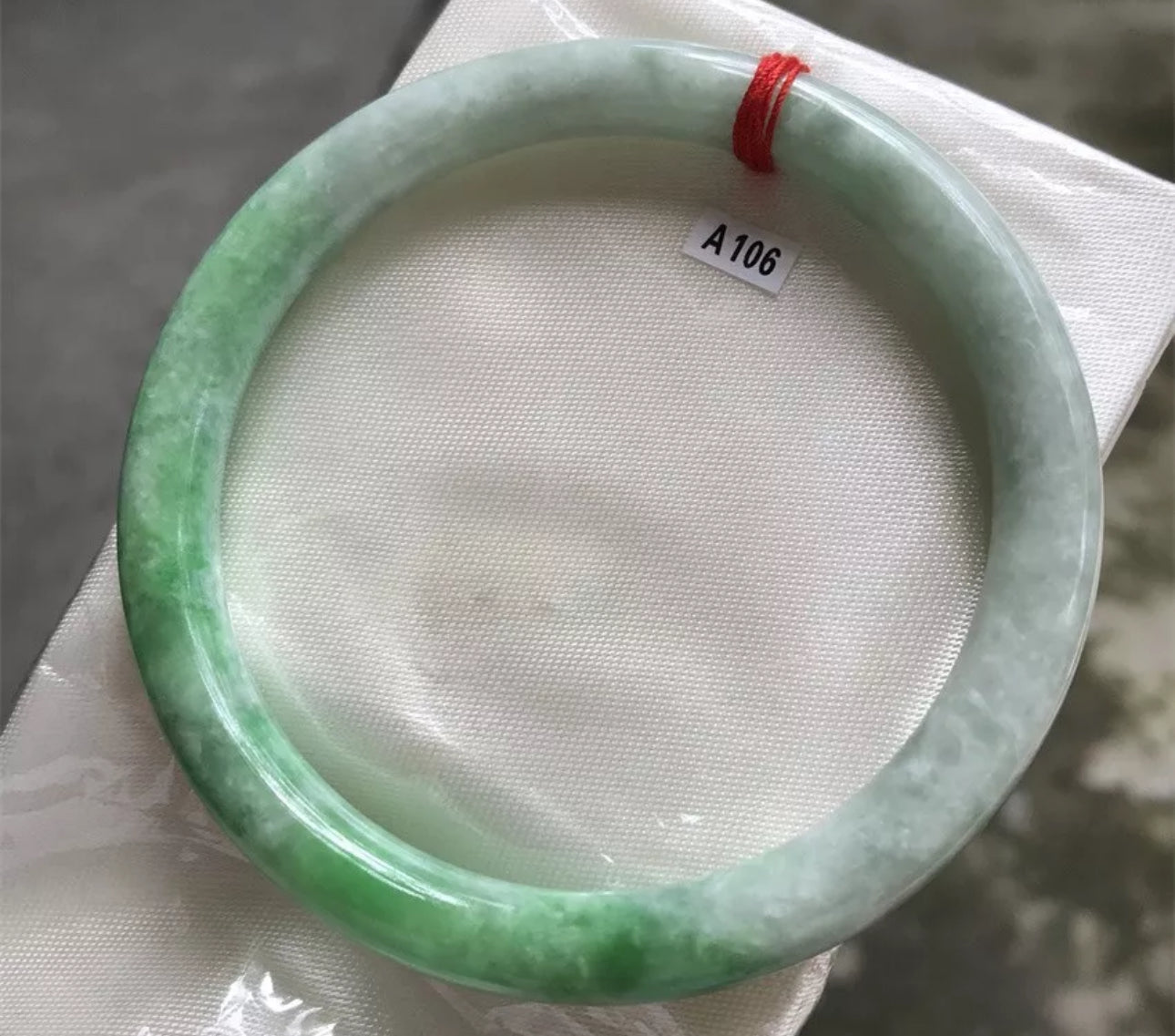 VINTAGE XXL Jadeite Green Jade Bangle Size 66.7mm Round Princess Cut Unique Fine Jade! A106 - JazzyJewelbyAmina