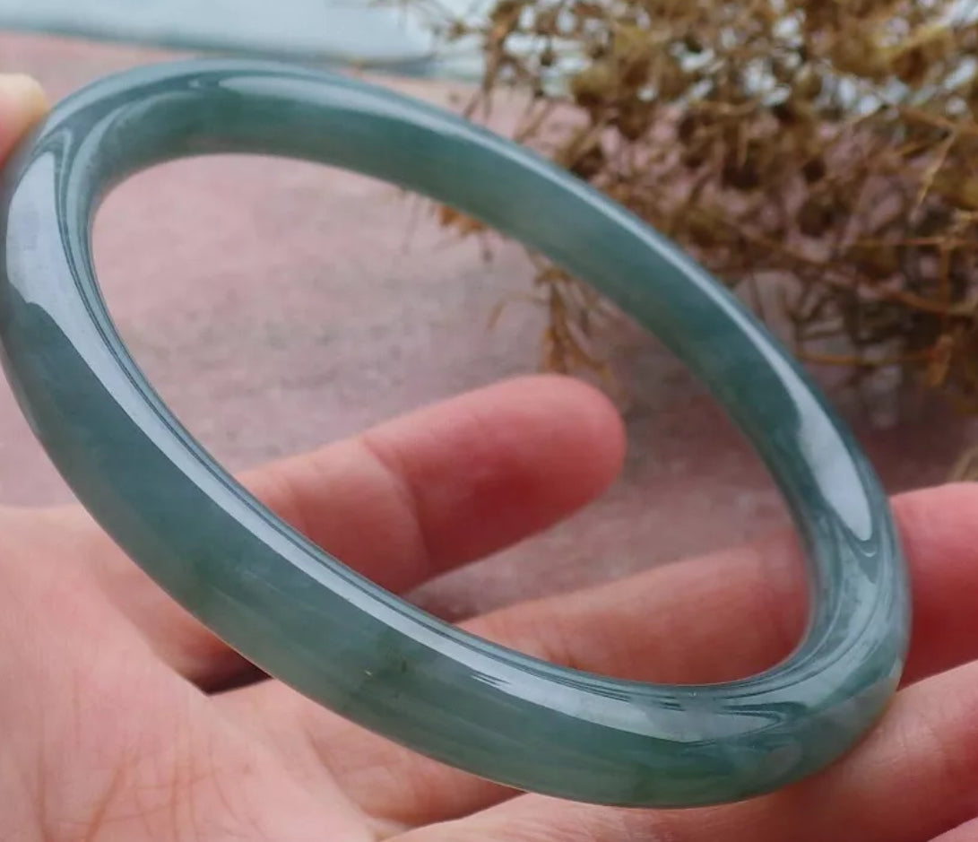 VINTAGE Medium Jadeite Green Jade Bangle Certified Size 58.5mm Round Princess Cut S796 - JazzyJewelbyAmina
