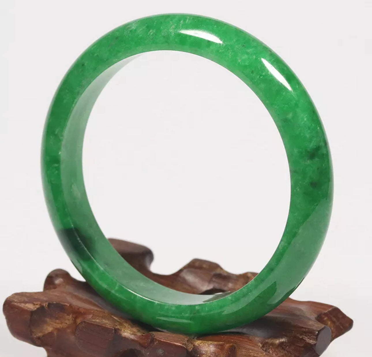 VINTAGE Medium Jadeite Green Jade Bangle Size 58mm Bright Apple Green! N241 - JazzyJewelbyAmina