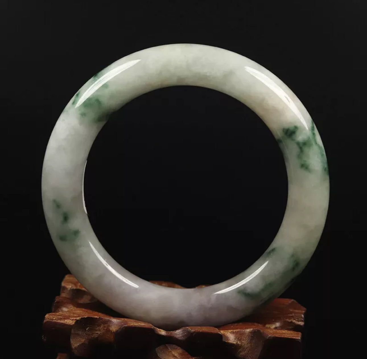 VINTAGE Medium Jadeite White Lavender Jade Bangle Round Princess Cut Size 57mm G404 - JazzyJewelbyAmina