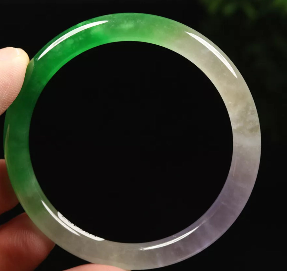 VINTAGE Small Jadeite Green Lavender Jade Bangle Round Princess Cut Size 55mm L487 - JazzyJewelbyAmina
