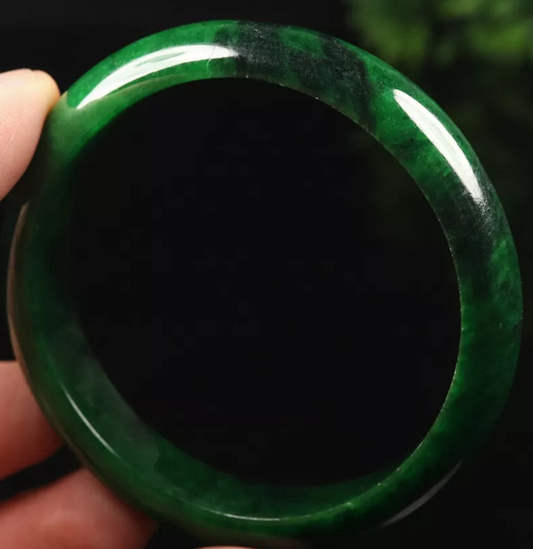 VINTAGE Medium Jadeite Green Jade Bangle Size 58mm Forest Green Jade J111 - JazzyJewelbyAmina
