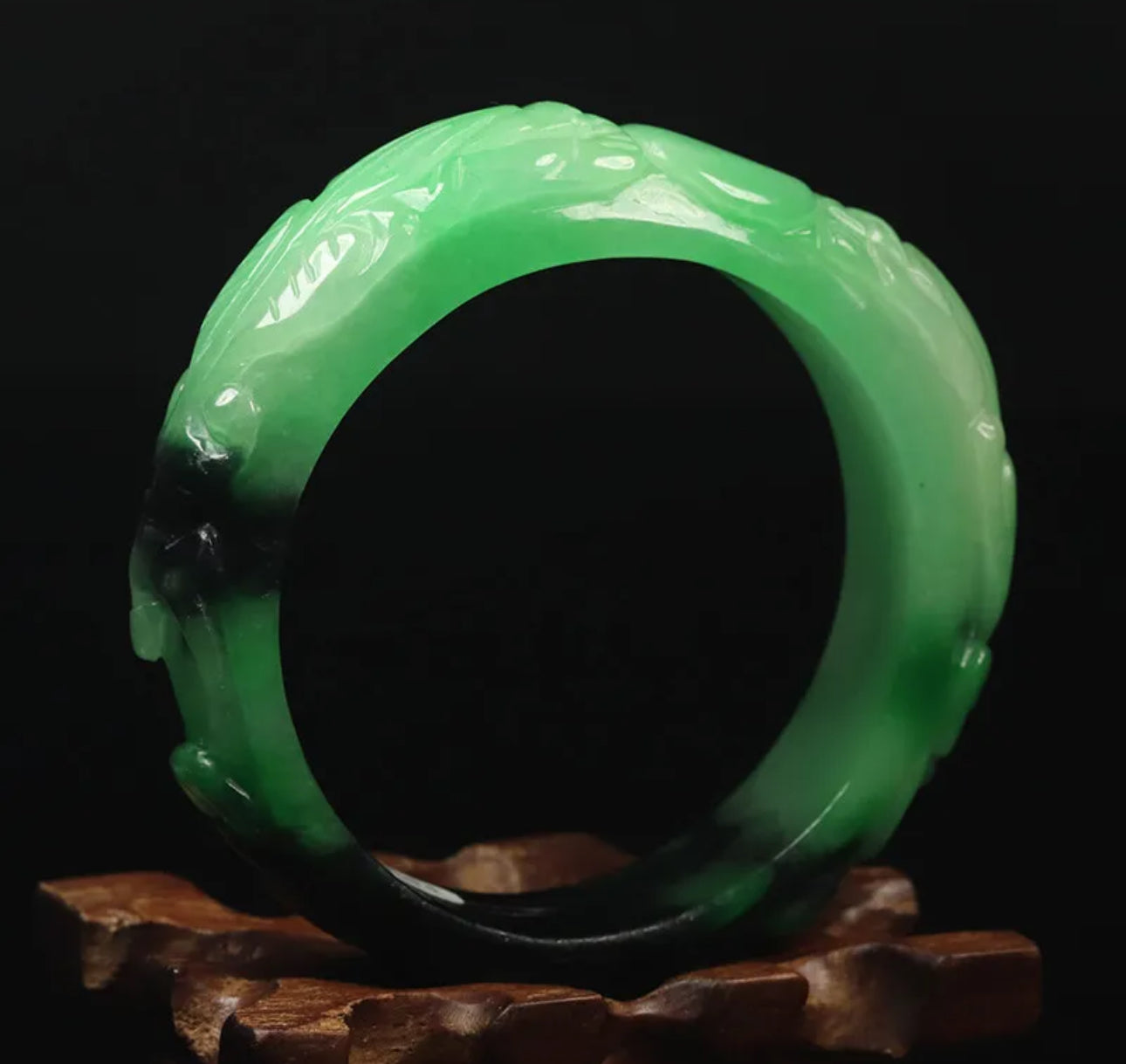 VINTAGE Small Jadeite Green/Black Jade Bangle - Handcarved Dragons Represents the Wood Dragon Chinese Lunar Year! Size 56mm F767 - JazzyJewelbyAmina