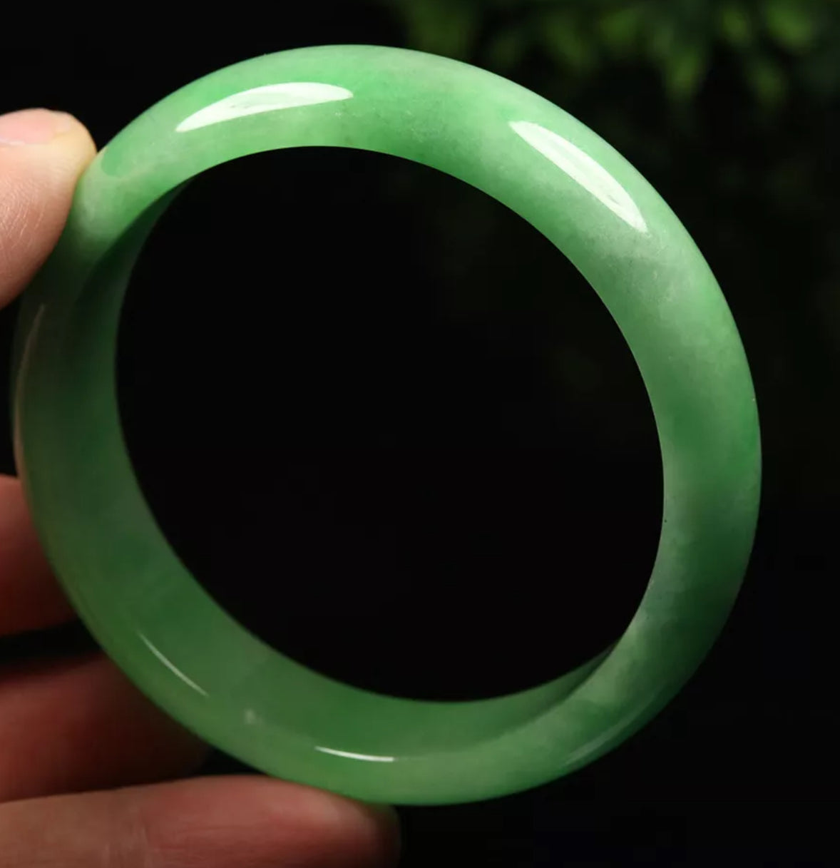 VINTAGE Large Jadeite Green Jade Bangle Size 60mm Solid Apple Green Jade J791 - JazzyJewelbyAmina