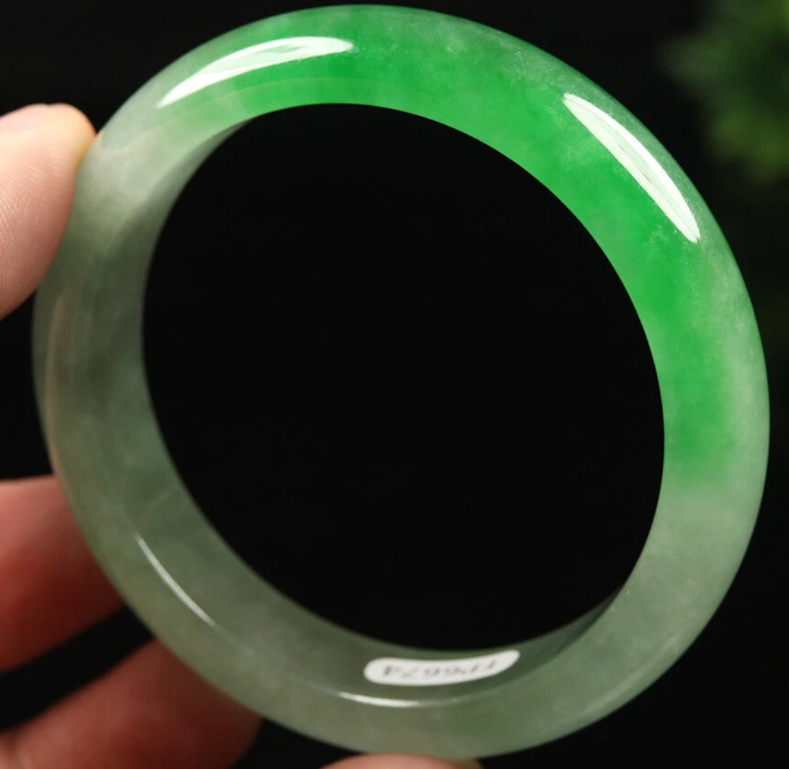 VINTAGE Small Jadeite Green Jade Bangle Size 56mm Unique Ombré Jade A041