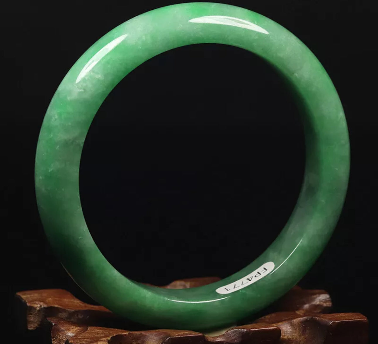 VINTAGE Medium Jadeite Green Jade Bangle Size 58mm S595 - JazzyJewelbyAmina