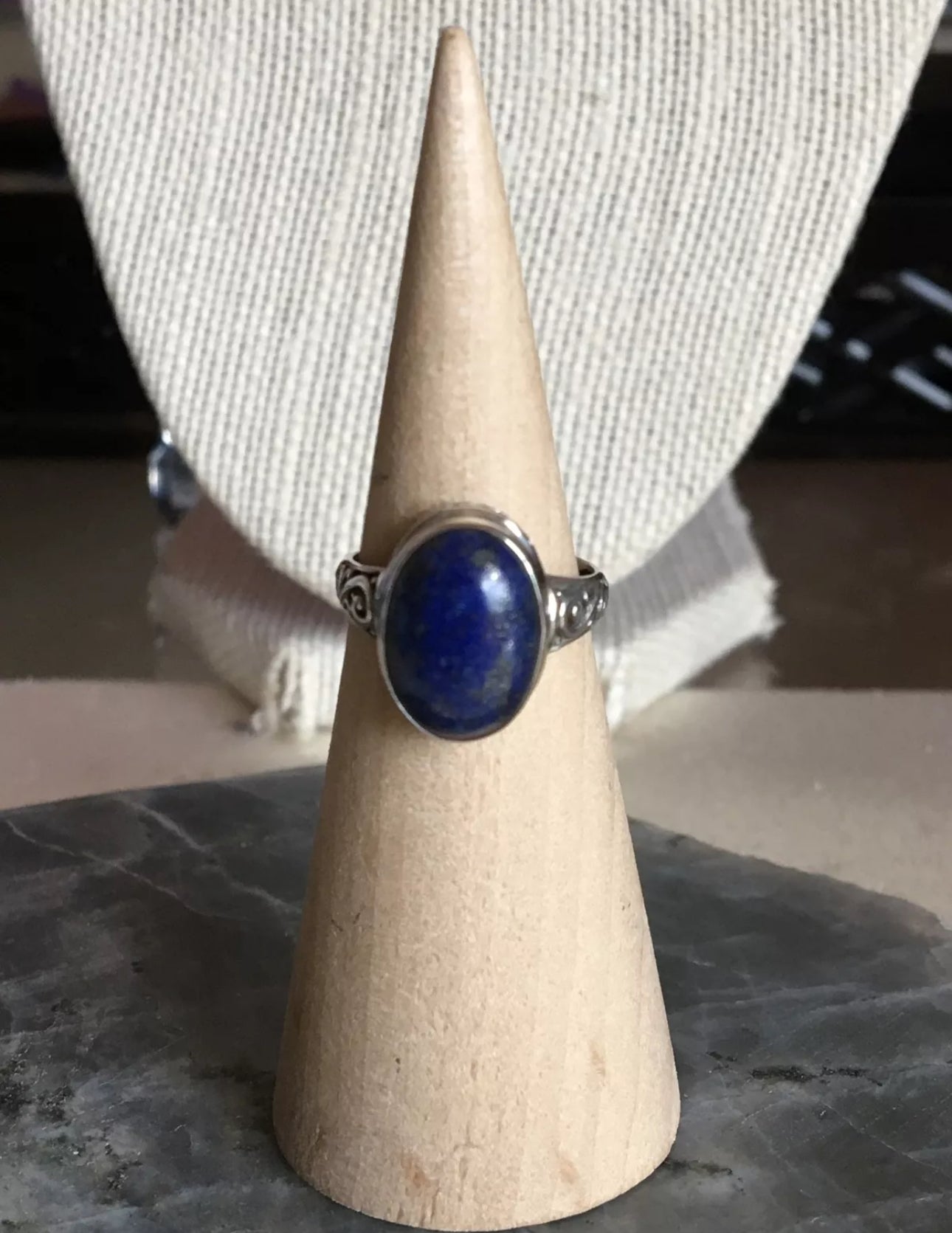 VINTAGE Medium Lapis Lazuli Stone Ring Sterling Silver 925 Bali Band 6 crew Size 6 US - JazzyJewelbyAmina