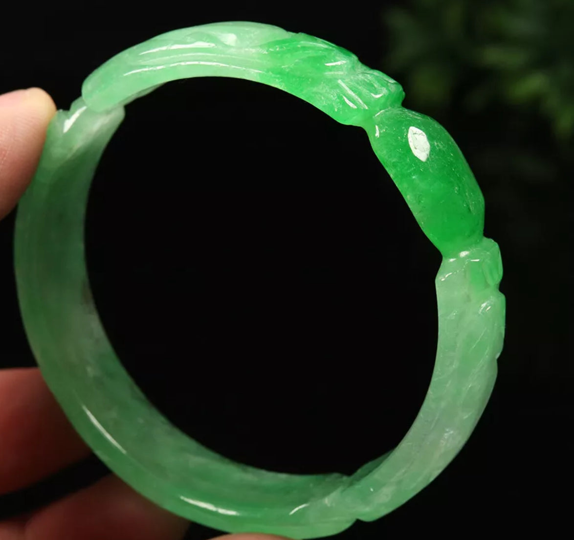 VINTAGE Large Jadeite Green Jade Handcarved Dragon Phoenix Size 60 mm - Emerald Green Jade U179