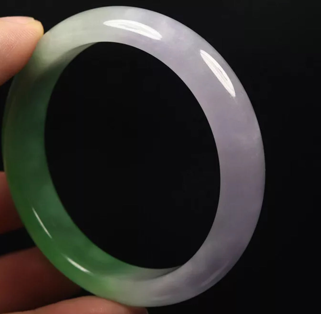 VINTAGE Medium Jadeite Green Jade Bangle Size 58mm D481 - JazzyJewelbyAmina