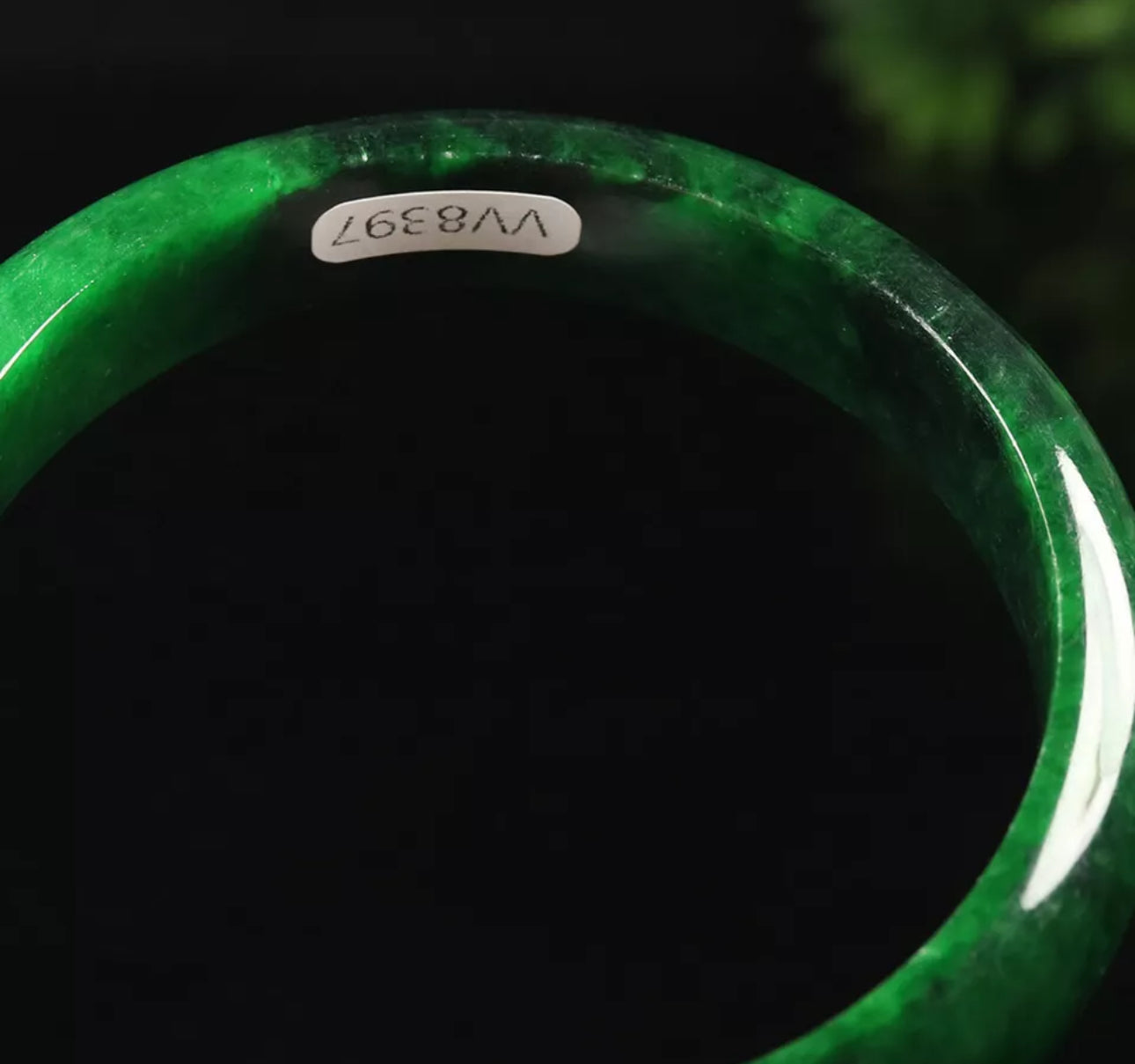 VINTAGE Medium Jadeite Green Jade Bangle Size 58mm Forest Green Jade J111 - JazzyJewelbyAmina
