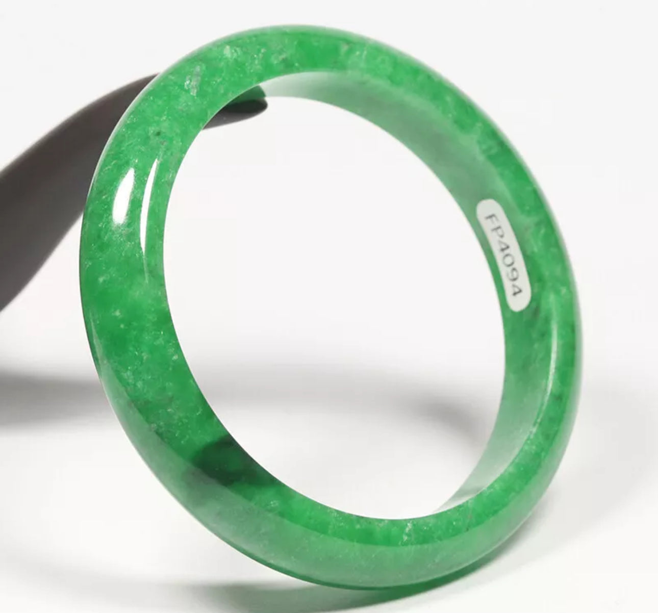 VINTAGE Medium Jadeite Green Jade Bangle Size 58mm Bright Apple Green! N241 - JazzyJewelbyAmina