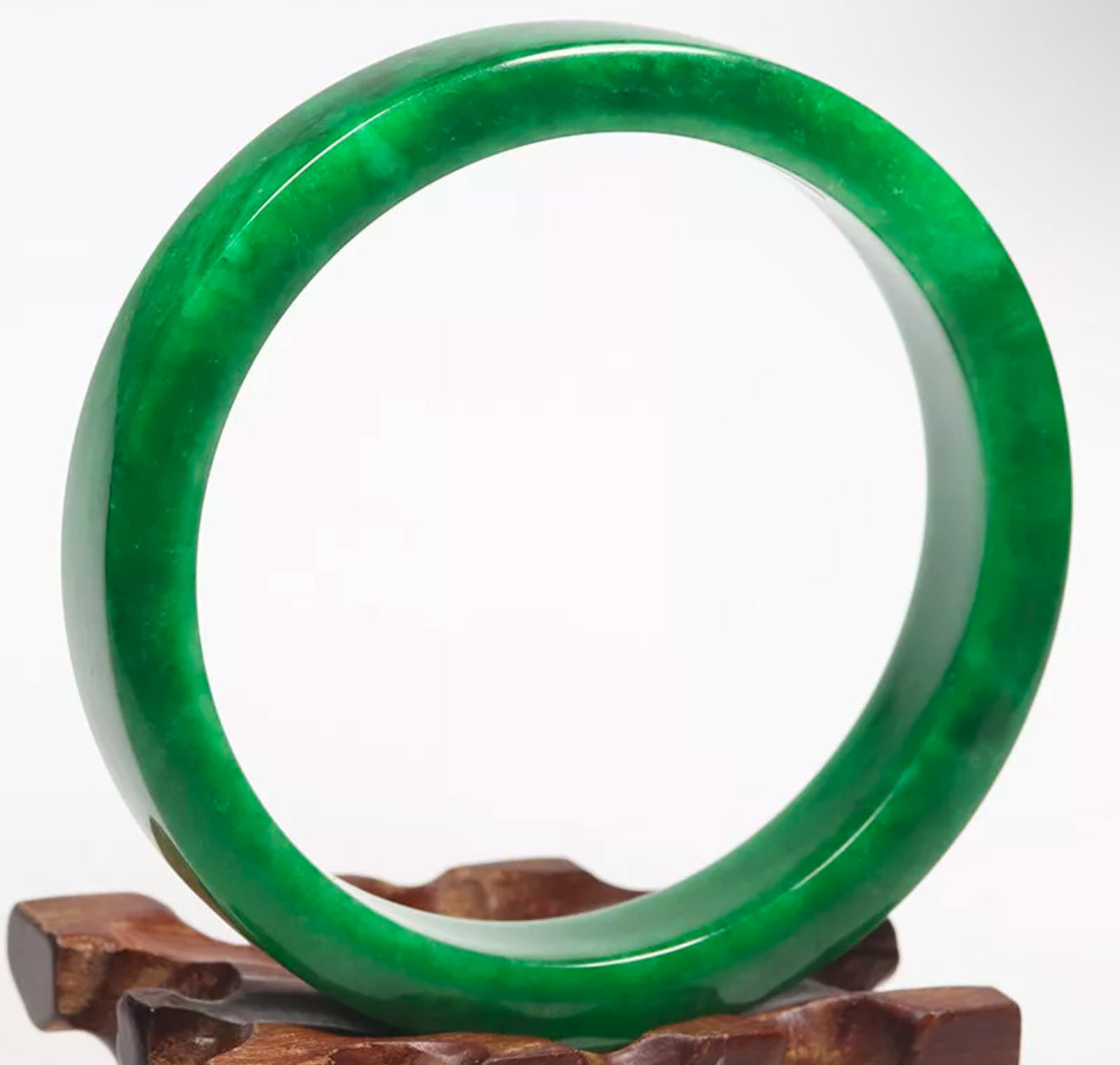 VINTAGE XXL Jadeite Green Jade Bangle Size 67mm Apple Green Jade Square Cut M933 - JazzyJewelbyAmina