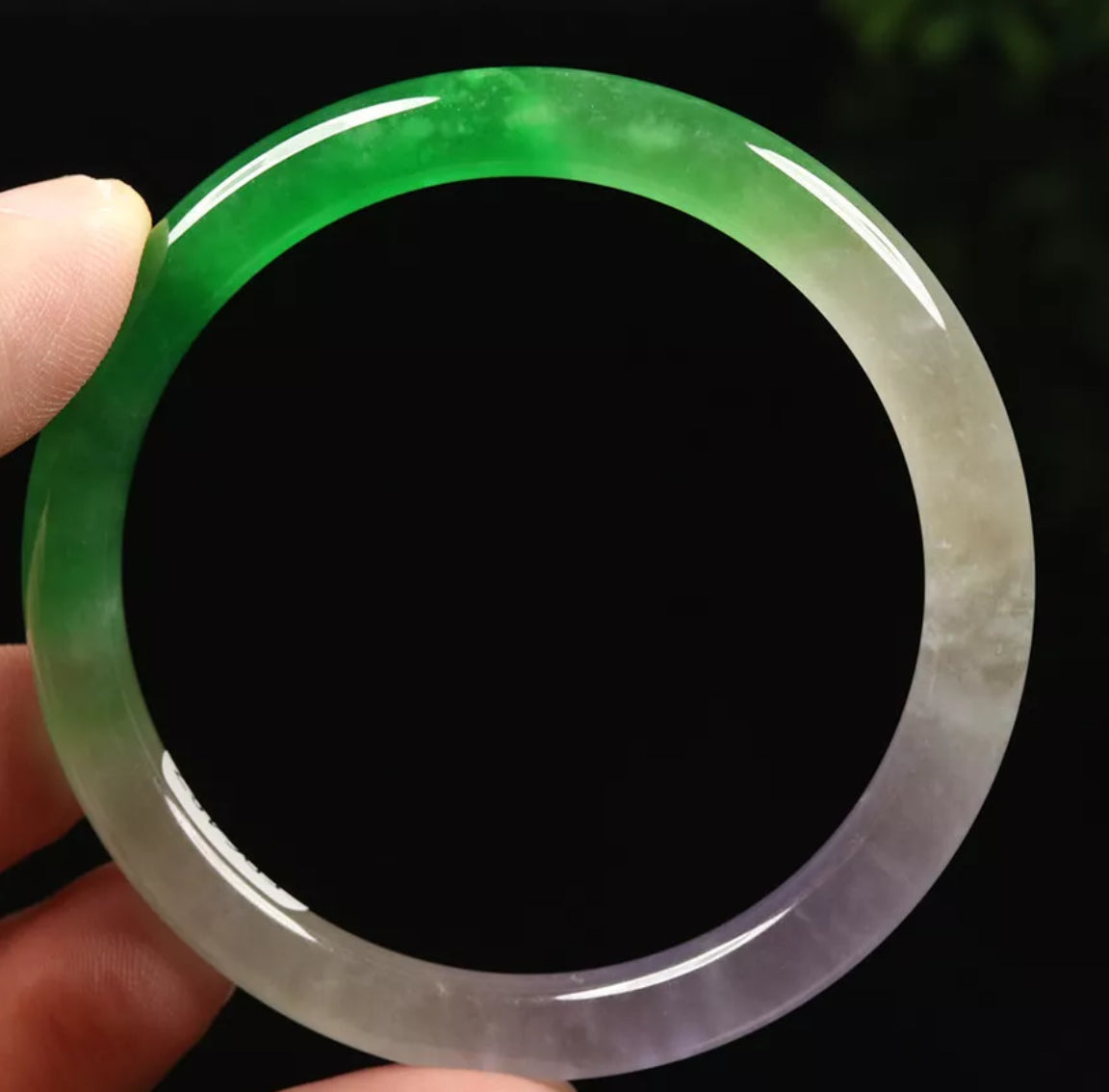 VINTAGE Small Jadeite Green Lavender Jade Bangle Round Princess Cut Size 55mm L487 - JazzyJewelbyAmina