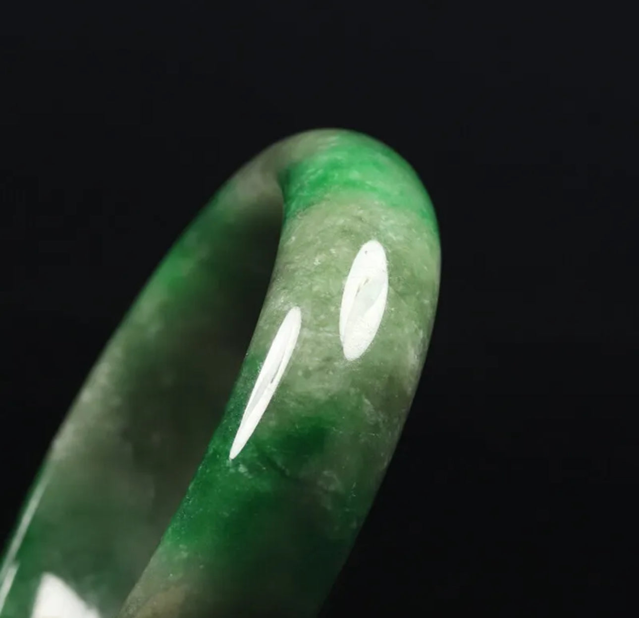 VINTAGE Medium Jadeite Green Jade Bangle from Burma - Size 58.5mm M731 - JazzyJewelbyAmina