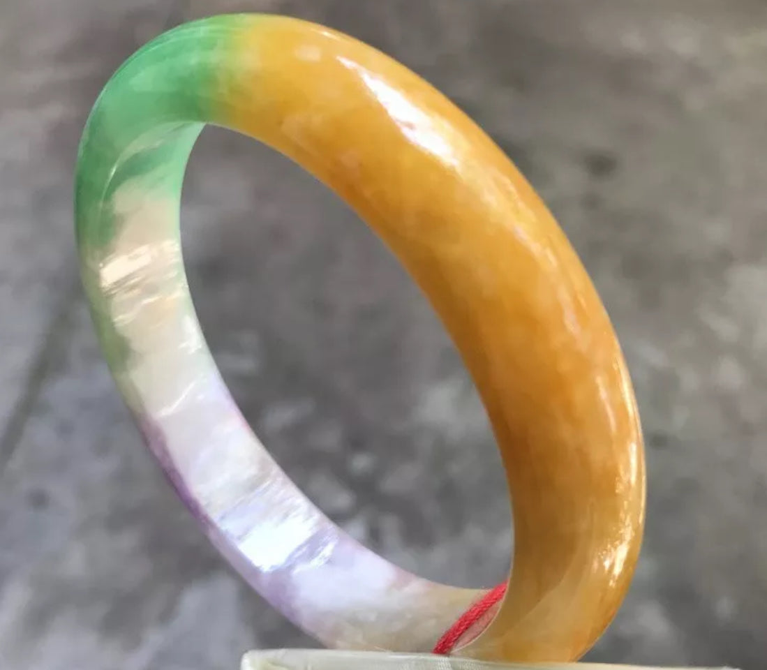 VINTAGE XXL Jadeite Green/Yellow/Lavender Jade Bangle Size 66mm D735 - JazzyJewelbyAmina