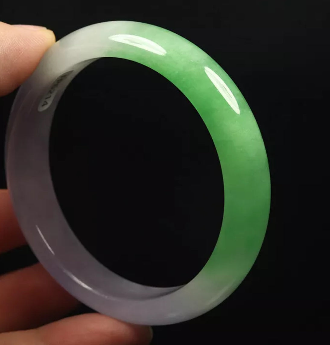 VINTAGE Medium Jadeite Green Jade Bangle Size 58mm D481 - JazzyJewelbyAmina