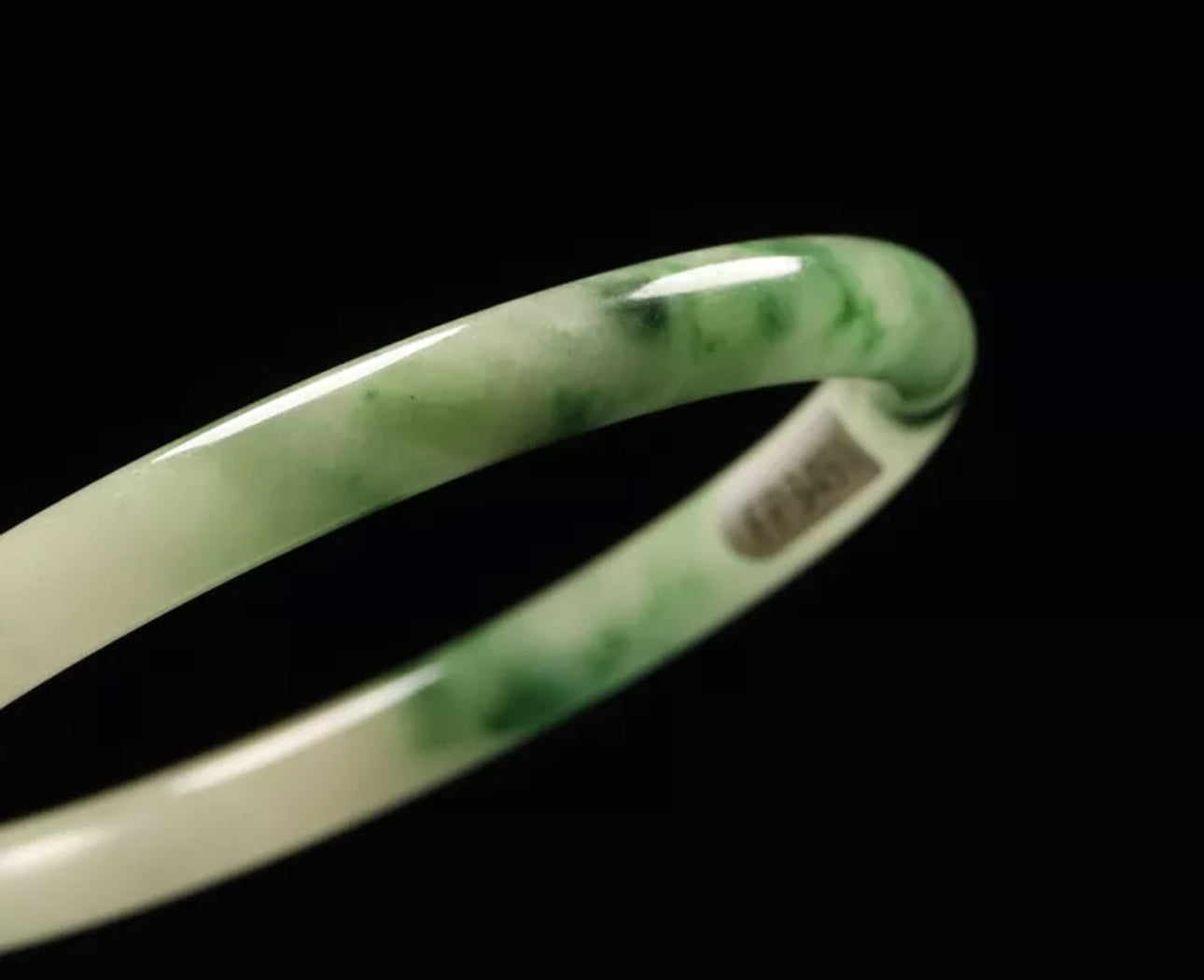 VINTAGE Medium Jadeite Green Jade Bangle Size 59mm Round Princess Cut N035 - JazzyJewelbyAmina
