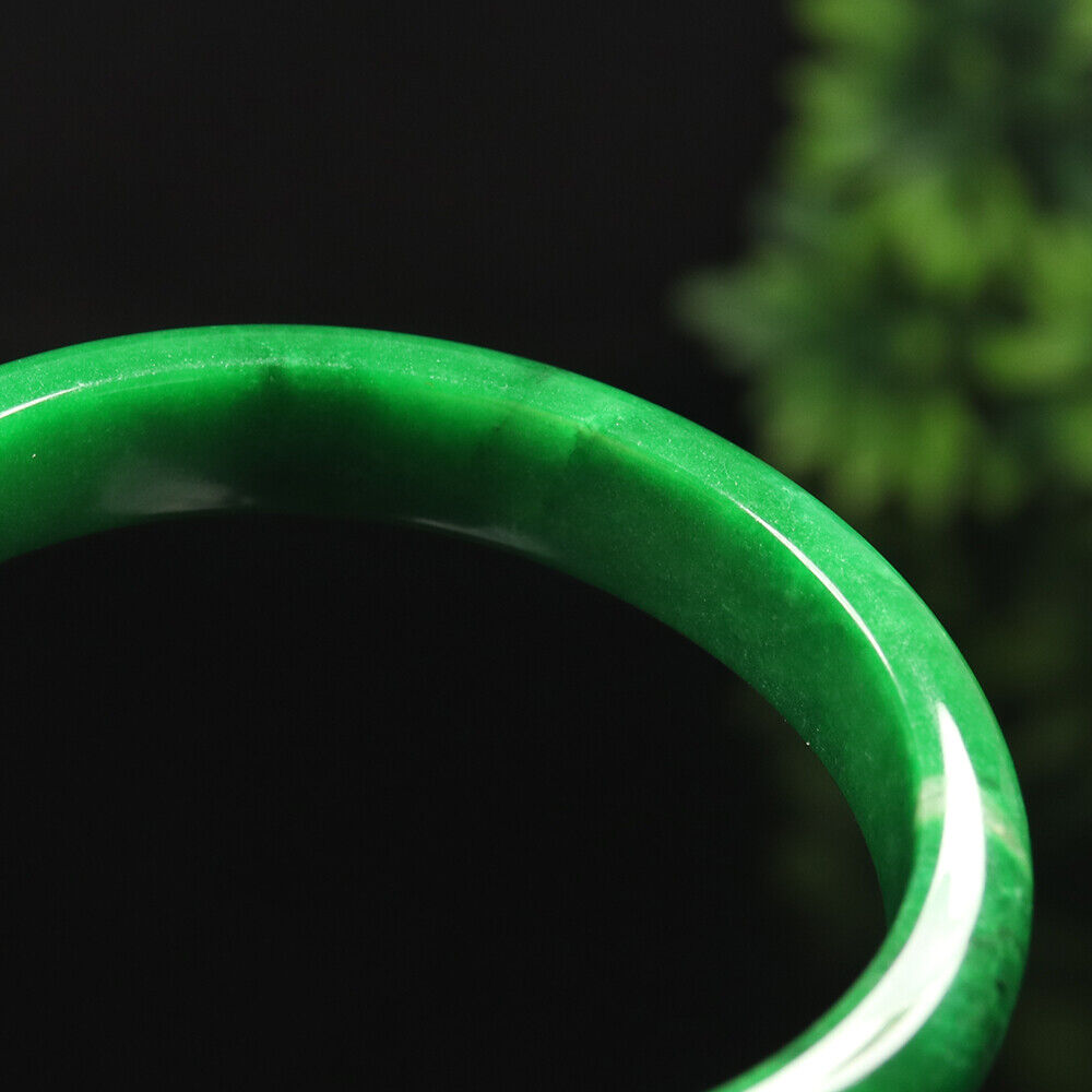 VINTAGE Medium jade Ute Green Jade Bangle Size 58mm M385 - JazzyJewelbyAmina