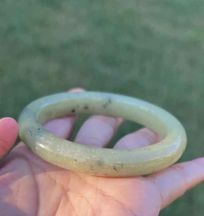 VINTAGE Large Nephrite Yellow/Green Certified Jade Bangle Size 60MM S924