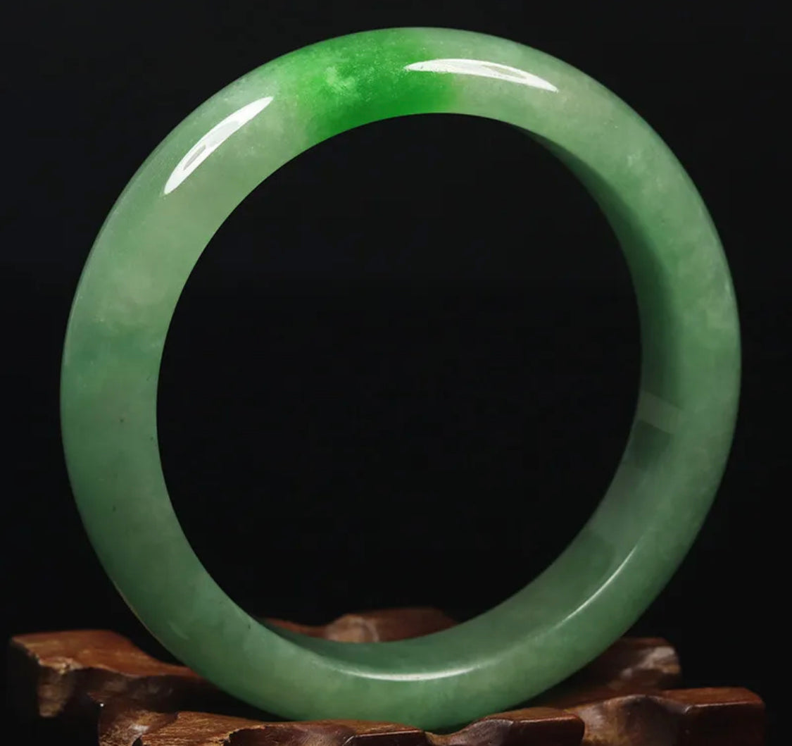 VINTAGE Large Jadeite Green Jade Bangle Size 60mm J743 - JazzyJewelbyAmina