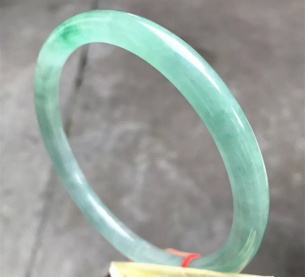 VINTAGE XXL Jadeite Green Jade Bangle Round Princess Cut Size 78MM Unique Thin Jade G813 - JazzyJewelbyAmina