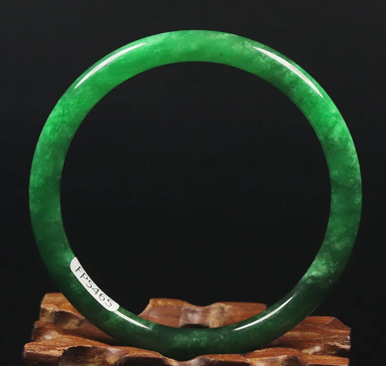 VINTAGE Small Jadeite Green Jade Bangle Size 59mm Round Princess Thin Cut Emerald Green! Y983 - JazzyJewelbyAmina