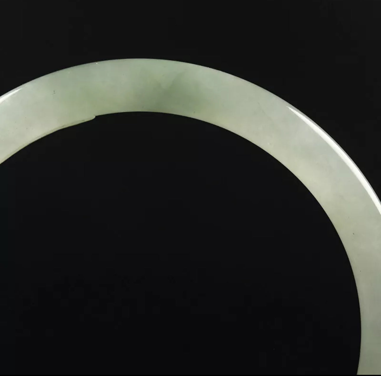 VINTAGE Medium Jadeite Green Jade Bangle Size 59mm Round Princess Thin Cut O485 - JazzyJewelbyAmina