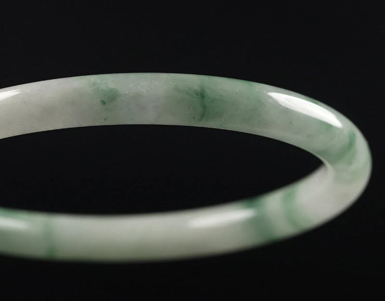 VINTAGE Medium Jadeite Green/White Jade Bangle Size 59 MM Marble Floating Flower Jade G163 - JazzyJewelbyAmina