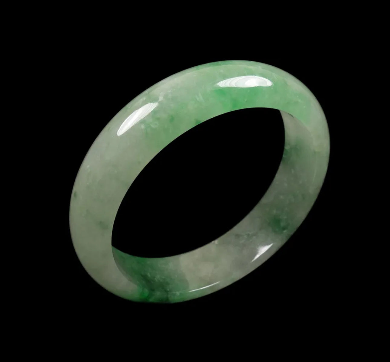 VINTAGE Medium Jadeite Green Jade Bangle Size 58mm Y577 - JazzyJewelbyAmina