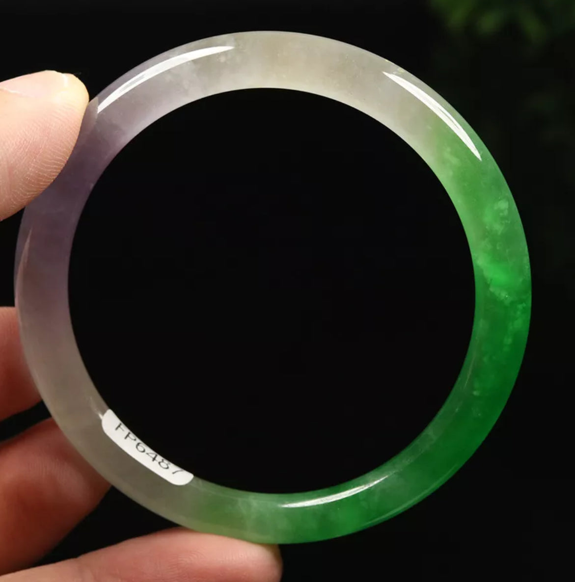 VINTAGE Small Jadeite Green Lavender Jade Bangle Round Princess Cut Size 55mm L487 - JazzyJewelbyAmina