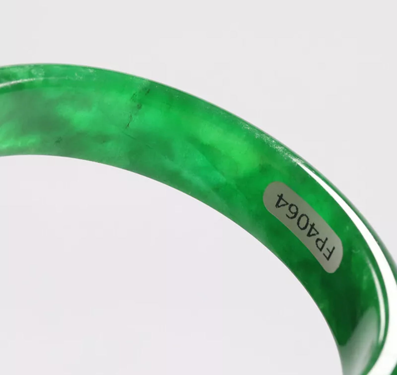 VINTAGE Medium Jadeite Green Jade Bangle Size 58mm A8181 - JazzyJewelbyAmina