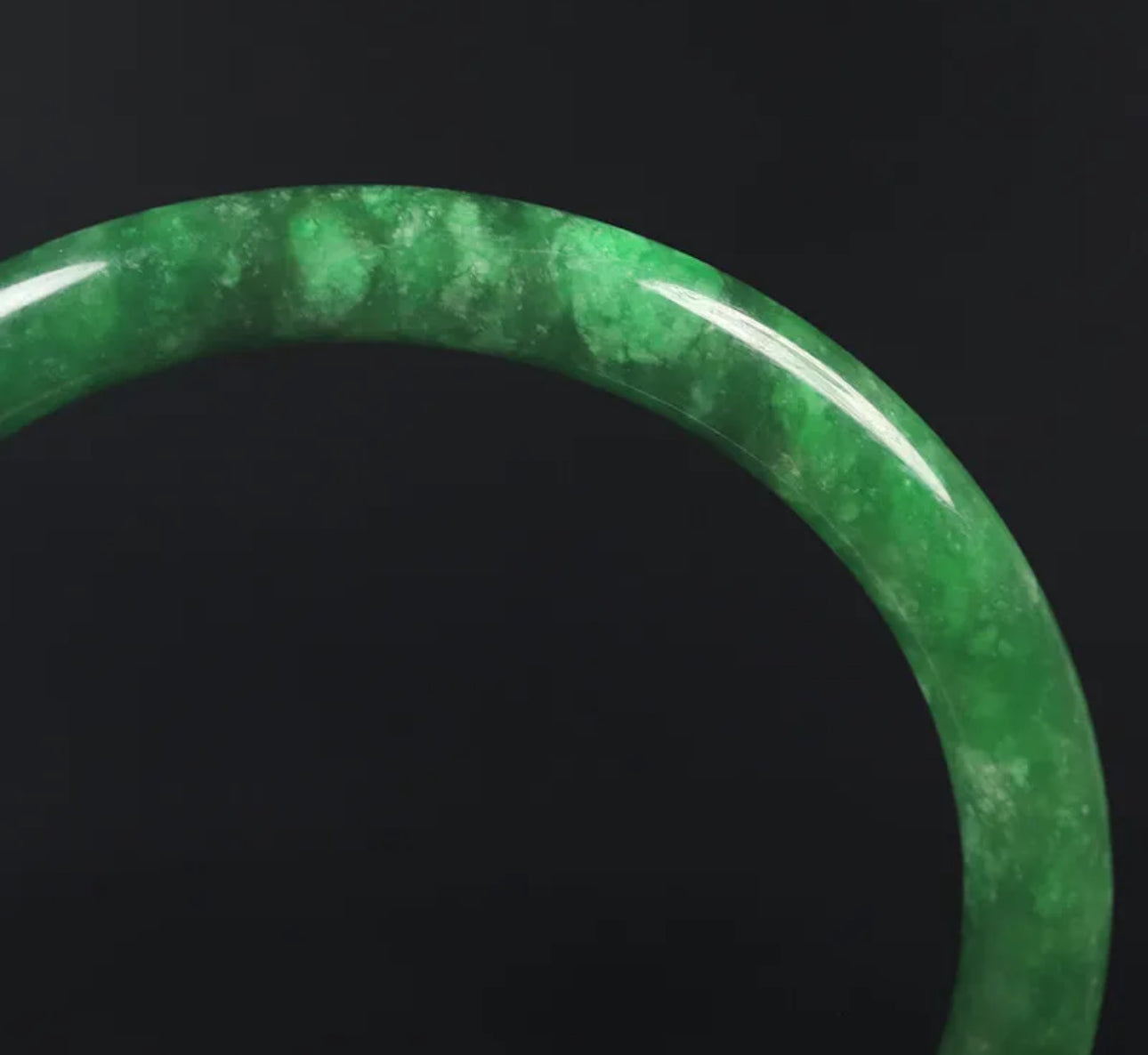 VINTAGE Medium Jadeite Green Jade Bangle from Burma - Size 59mm Round Princess Thin Cut F831 - JazzyJewelbyAmina