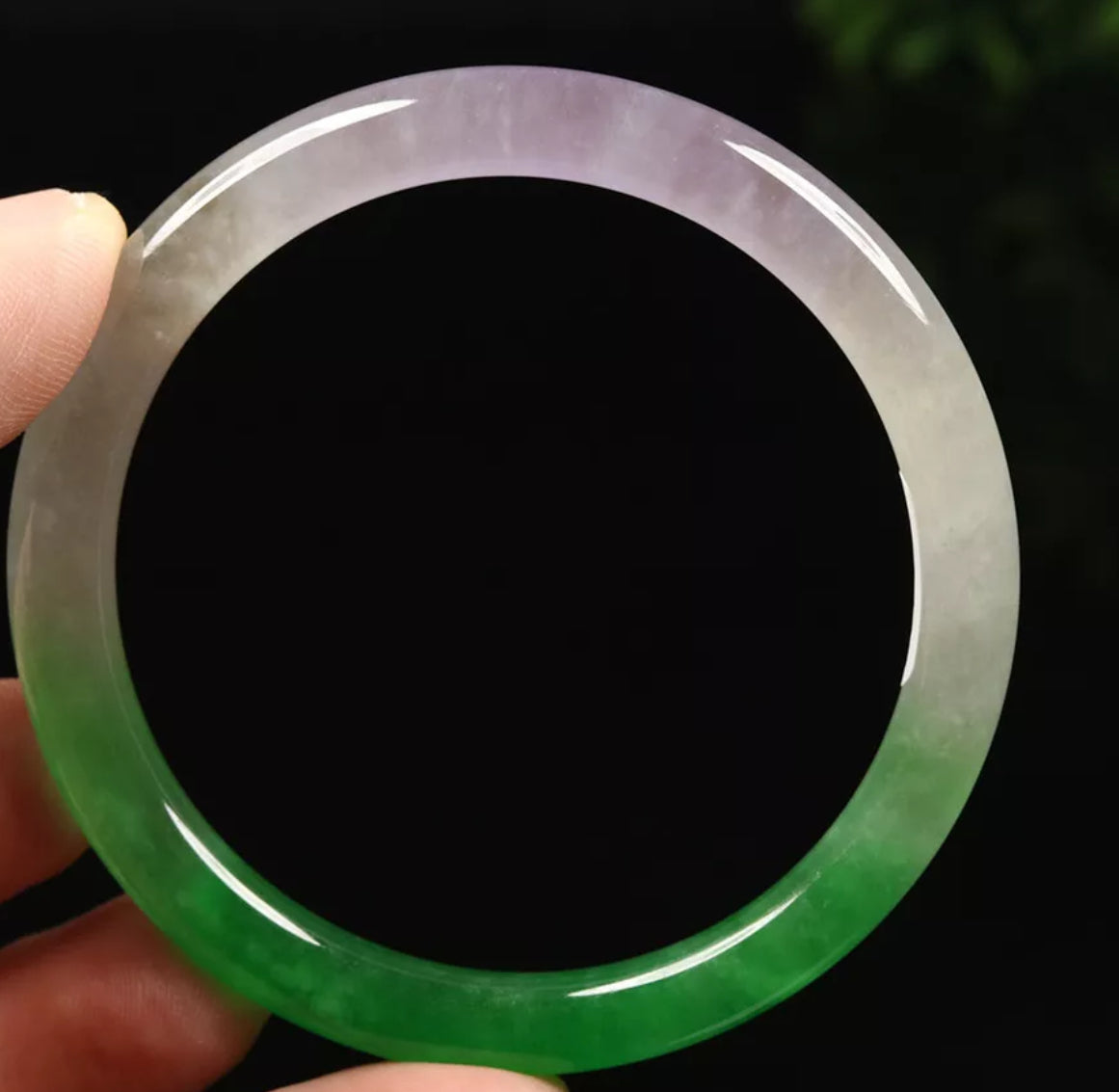 VINTAGE Small Jadeite Green Lavender Jade Bangle Round Princess Cut Size 55mm L487 - JazzyJewelbyAmina