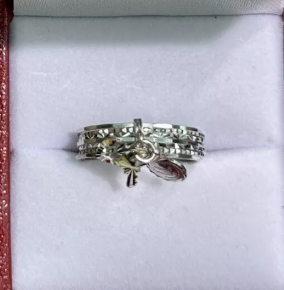 VINTAGE 18k Solid White Gold 7 Day Ring w/ Charm Size 7.25US - JazzyJewelbyAmina