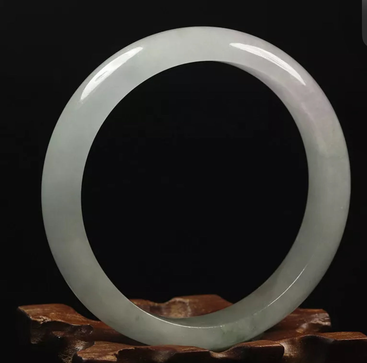 VINTAGE Large Jadeite Pale Lavender Jade Bangle w/ Flower Jade Size 60mm Y031 - JazzyJewelbyAmina