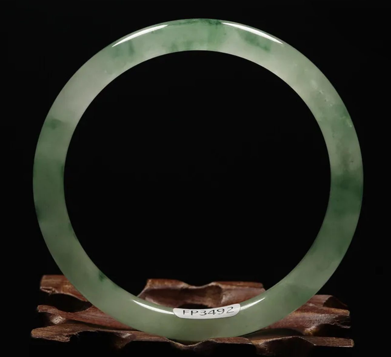 VINTAGE Medium Jadeite Green Jade Bangle Size 59mm Round Princess Cut A37 - JazzyJewelbyAmina