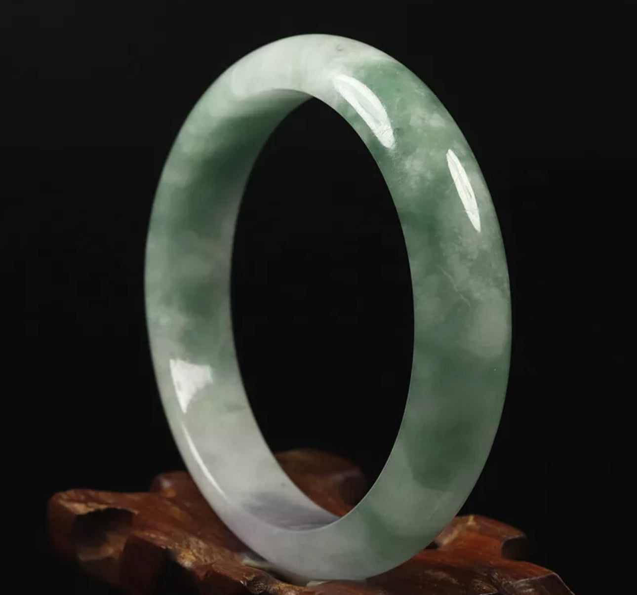 VINTAGE Medium Jadeite Green/White Jade Bangle Size 59mm O1059 - JazzyJewelbyAmina