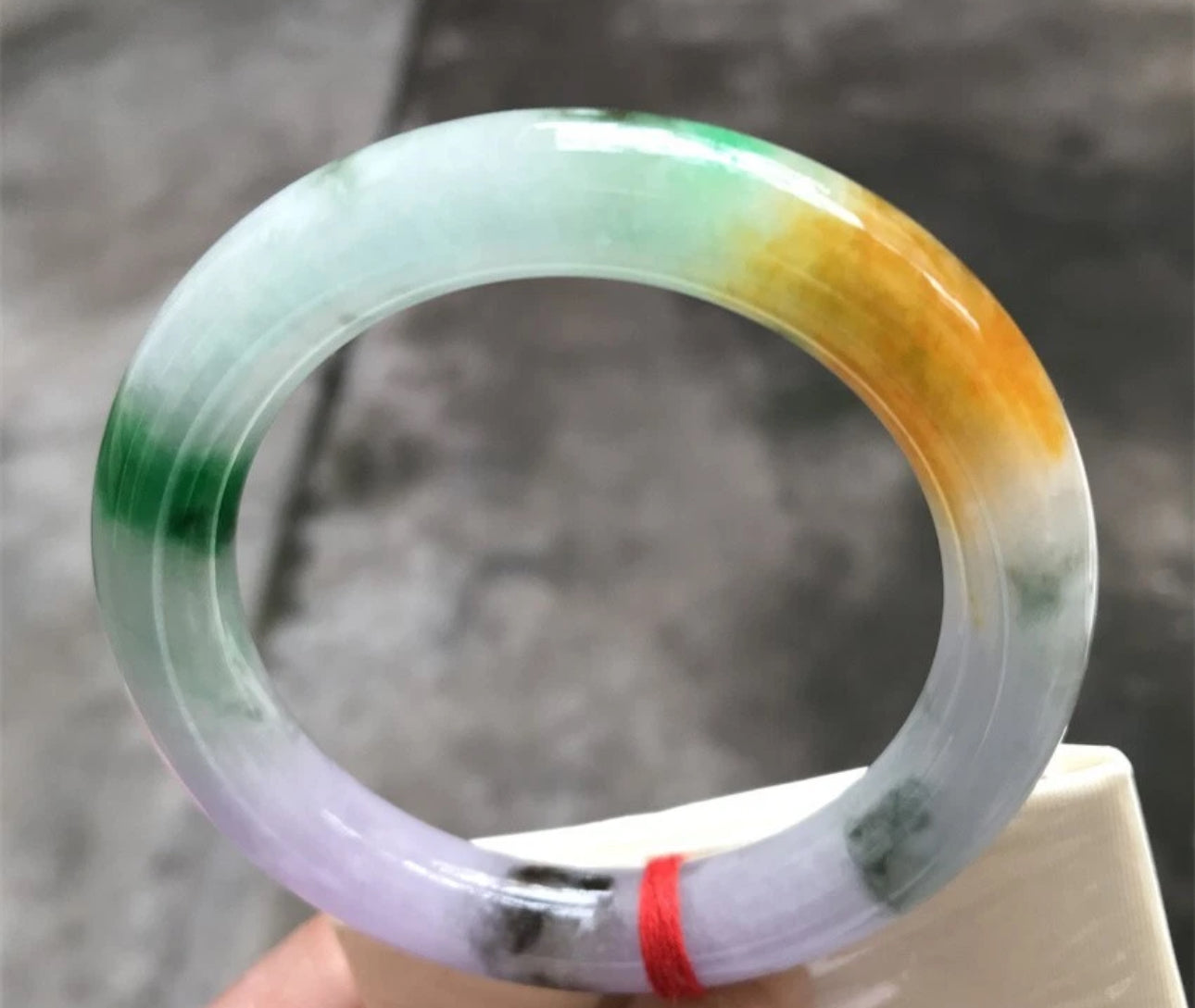 VINTAGE Small Jadeite Green/Lavender/ Brown Jade Bangle Size 55.5 mm U303 - JazzyJewelbyAmina