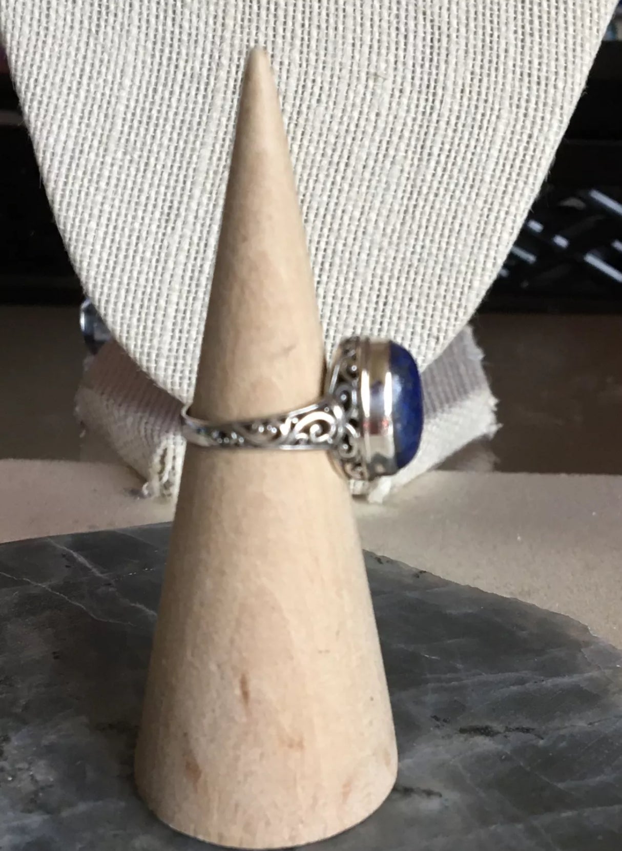 VINTAGE Medium Lapis Lazuli Stone Ring Sterling Silver 925 Bali Band 6 crew Size 6 US - JazzyJewelbyAmina